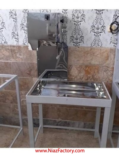 مرغ خردکن سینگ دار